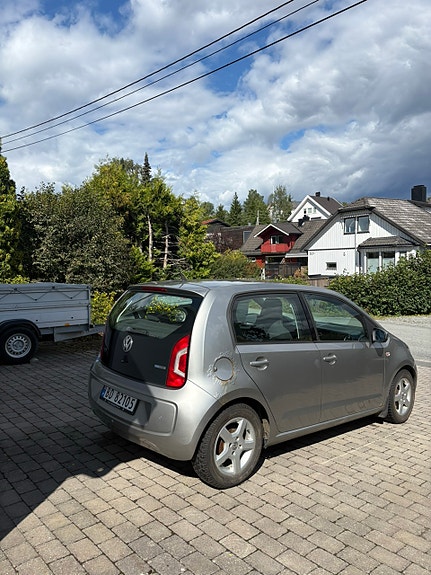 Volkswagen UP! 4 of 14