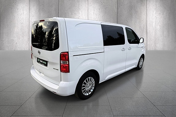Toyota Proace 8 of 30