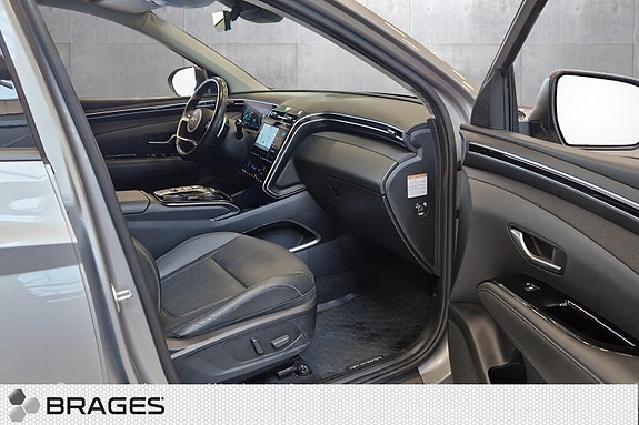Hyundai Tucson 18 of 22
