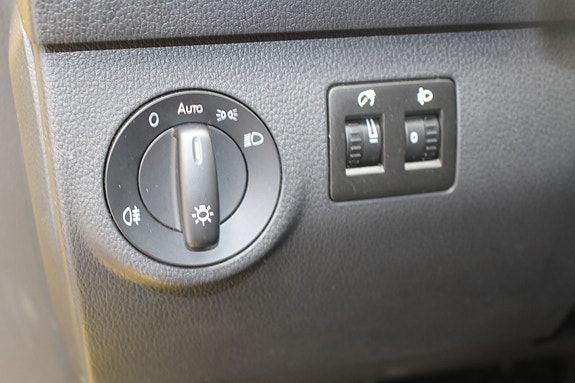Volkswagen Caddy 12 of 19