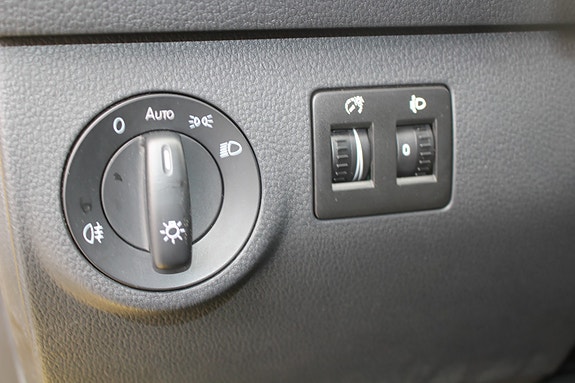Volkswagen Caddy 13 of 19