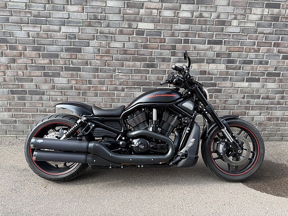 Harley-Davidson VRSCDX Night Rod Special 13 of 13