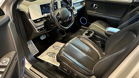 Hyundai Ioniq 5 8 of 17