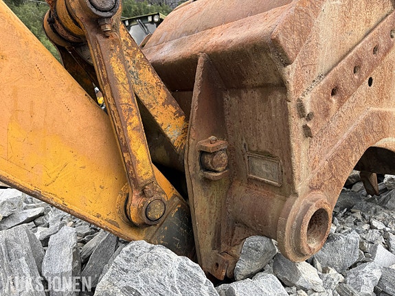 Kobelco K907D 8 of 30