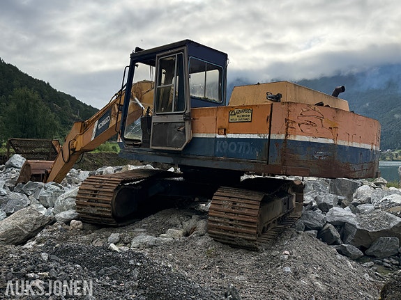 Kobelco K907D 2 of 30
