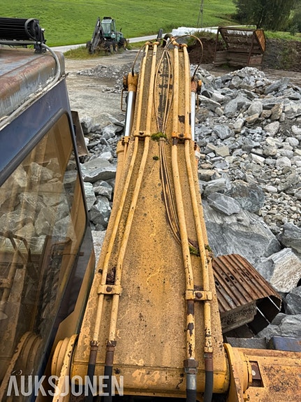 Kobelco K907D 24 of 30
