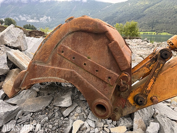 Kobelco K907D 11 of 30