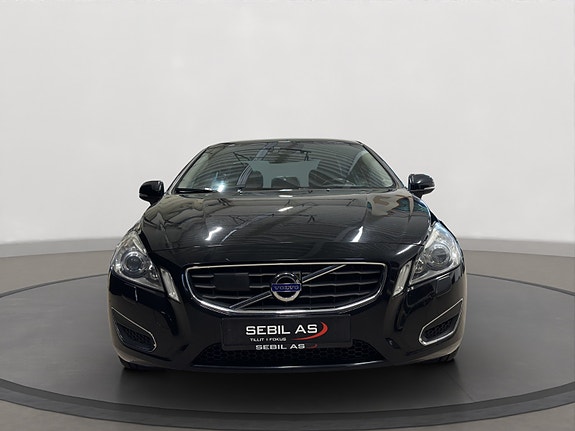 Volvo S60 8 of 26