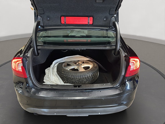 Volvo S60 9 of 26
