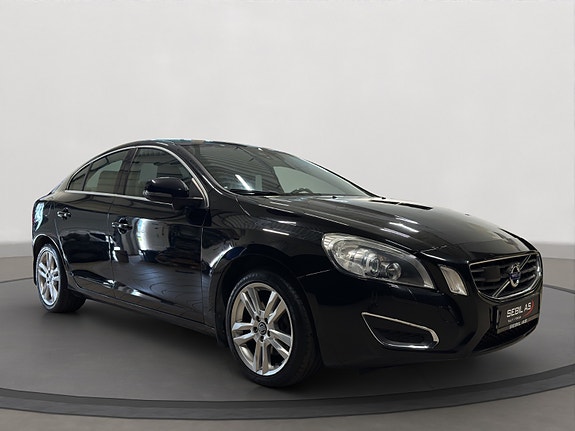 Volvo S60 7 of 26