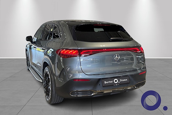 Mercedes-Benz EQE SUV 6 of 21