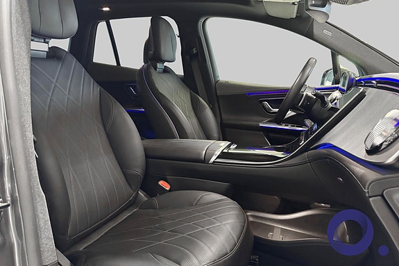 Mercedes-Benz EQE SUV 12 of 21