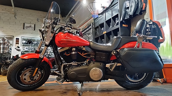 Harley-Davidson FXDF Dyna Fat Bob 2 of 6