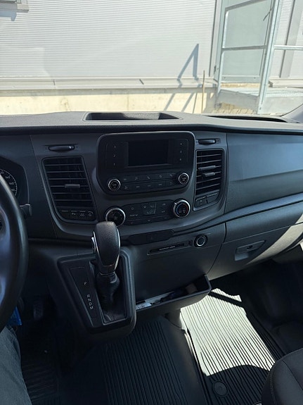 Ford Transit 3 of 5