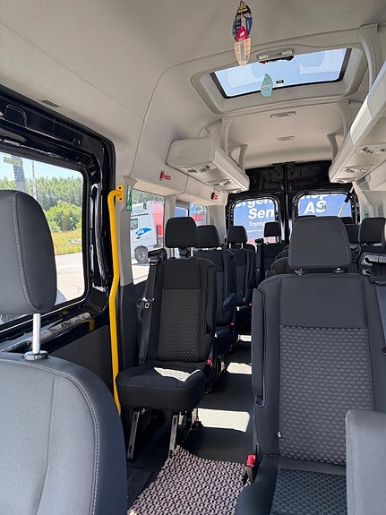 Ford Transit 4 of 5