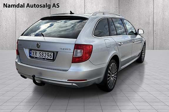 Skoda Superb 3 of 16