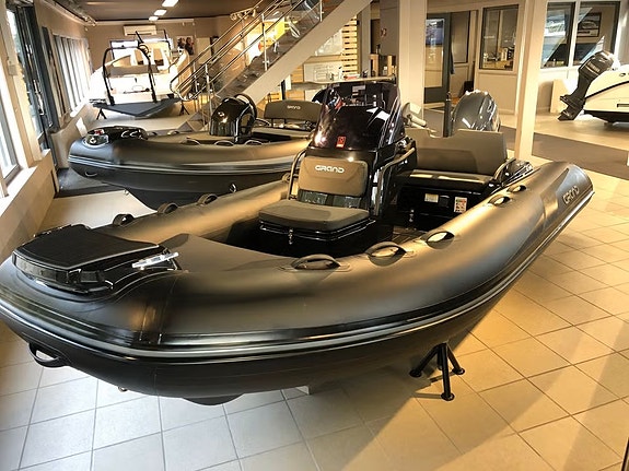 Grand 420  Golden Line UBE-Black YAMAHA F40 SEADECK. VI TAR INNBYTTE 3 of 7