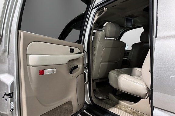 GMC Yukon 27 of 30