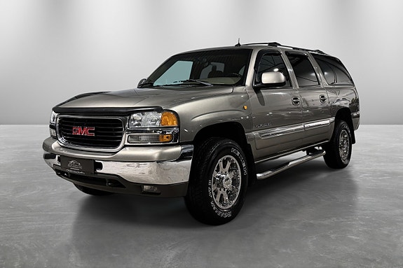 GMC Yukon 2 of 30