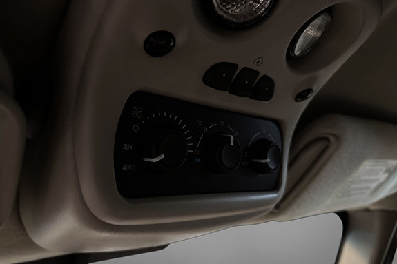 GMC Yukon 25 of 30
