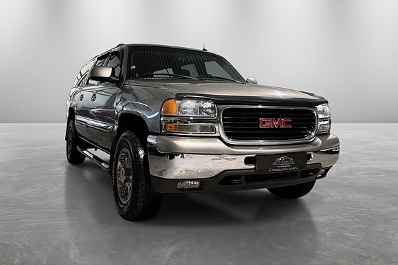 GMC Yukon 12 of 30