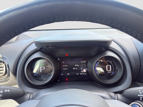 Toyota Yaris 14 of 22