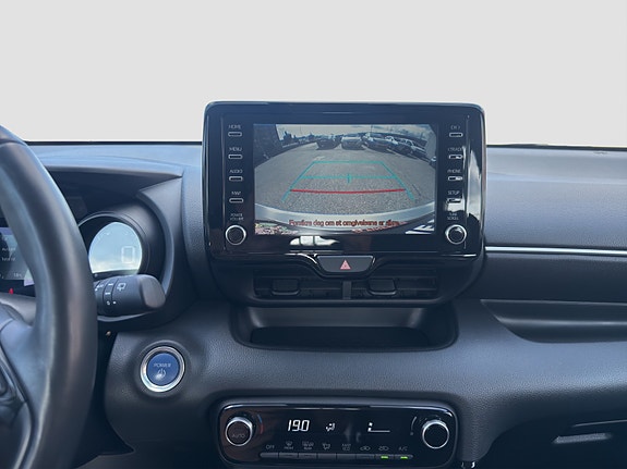 Toyota Yaris 16 of 22