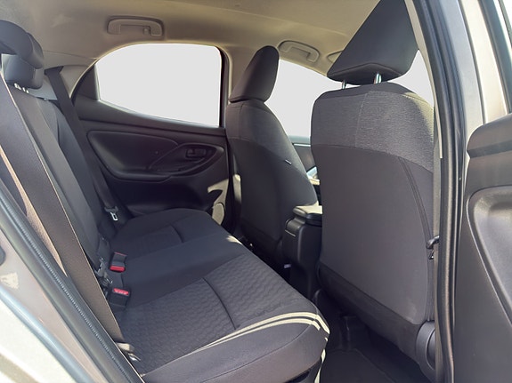 Toyota Yaris 21 of 22