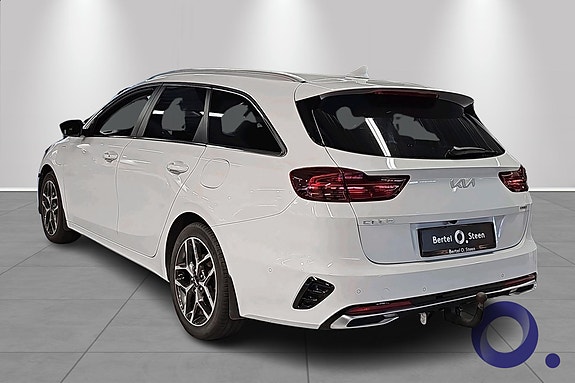 Kia Ceed 3 of 21