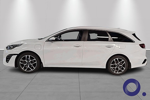 Kia Ceed 2 of 21