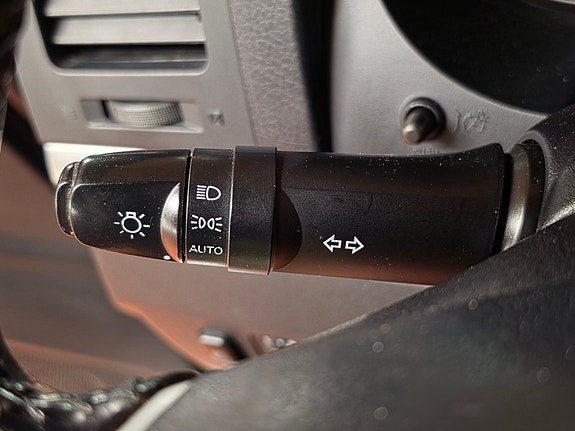 Mitsubishi Pajero 16 of 30
