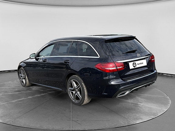 Mercedes-Benz C220 d 3 of 26