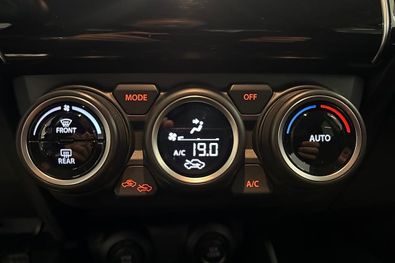 Suzuki Swift 19 of 19