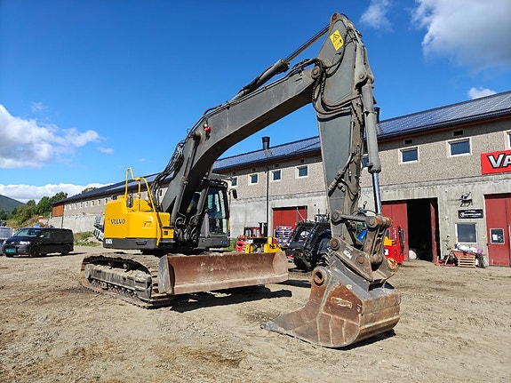 Volvo ECR305 CL 2 of 5