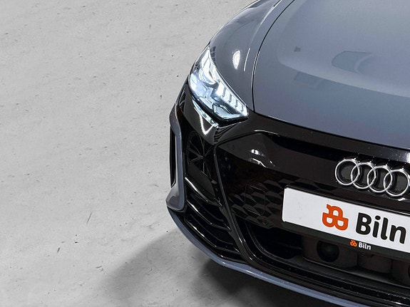 Audi e-tron GT 9 of 30