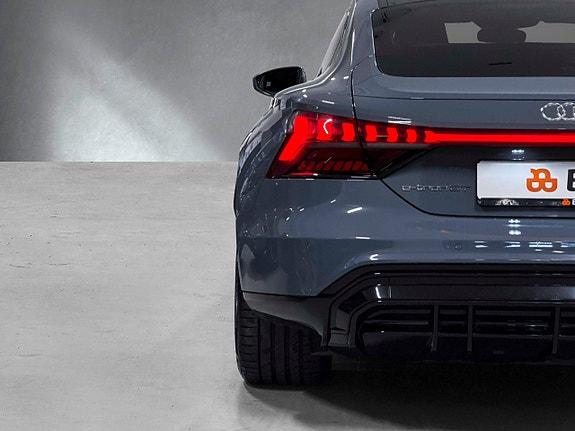 Audi e-tron GT 7 of 30