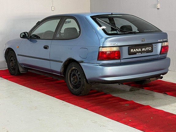 Toyota Corolla 2 of 24