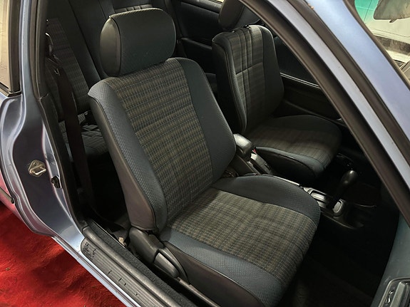 Toyota Corolla 15 of 24