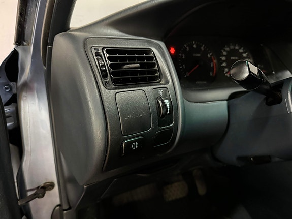 Toyota Corolla 13 of 24