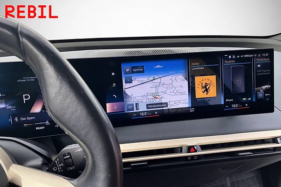 BMW iX 8 of 17