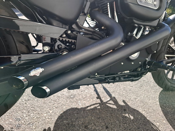 Harley-Davidson XL 883N Sportster 15 of 18