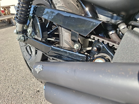 Harley-Davidson XL 883N Sportster 7 of 18