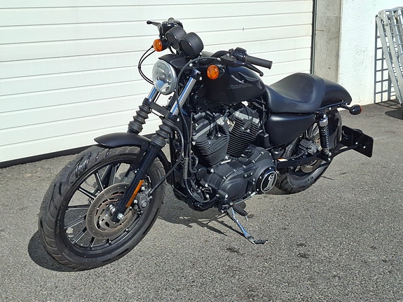 Harley-Davidson XL 883N Sportster 11 of 18