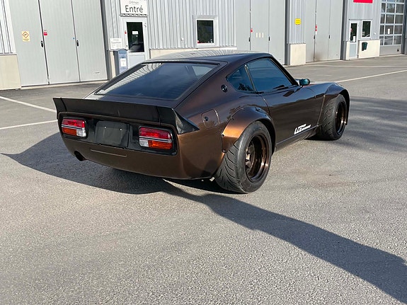 Datsun 240Z 3 of 30