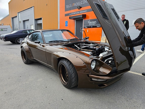 Datsun 240Z 16 of 30