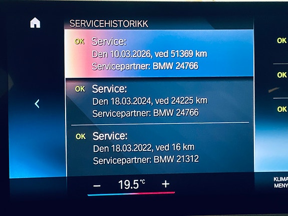 BMW iX 16 of 30