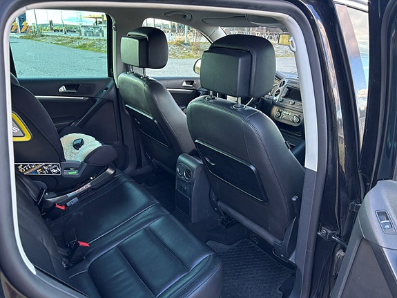 Volkswagen Tiguan 7 of 24