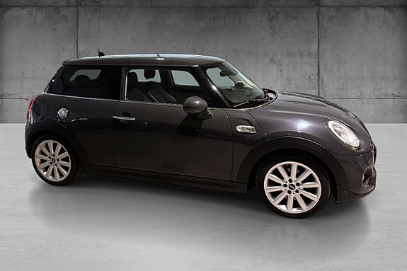 MINI Cooper SD 13 of 25