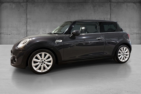MINI Cooper SD 3 of 25