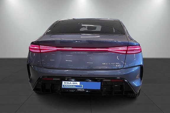 BYD Seal 4 of 15